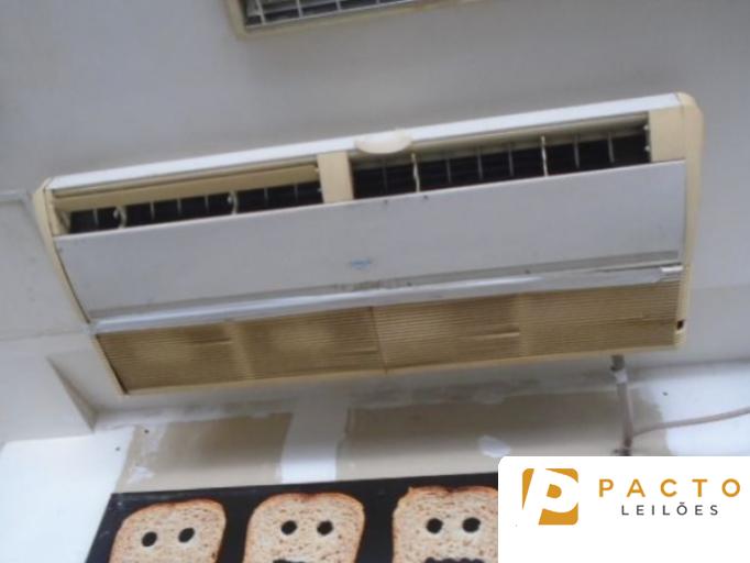 Condicionador de ar COOLIX (COM CONDENSADORA)