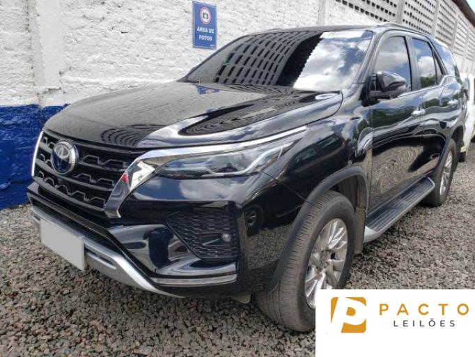 TOYOTA HILUX SW4 22/22