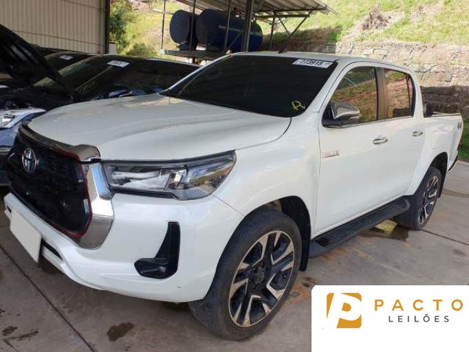 TOYOTA HILUX CD 21/21