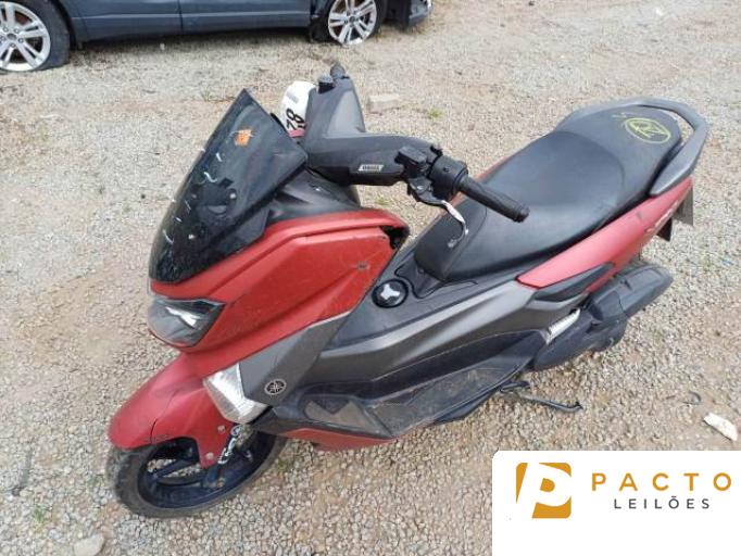 YAMAHA NMAX 19/19