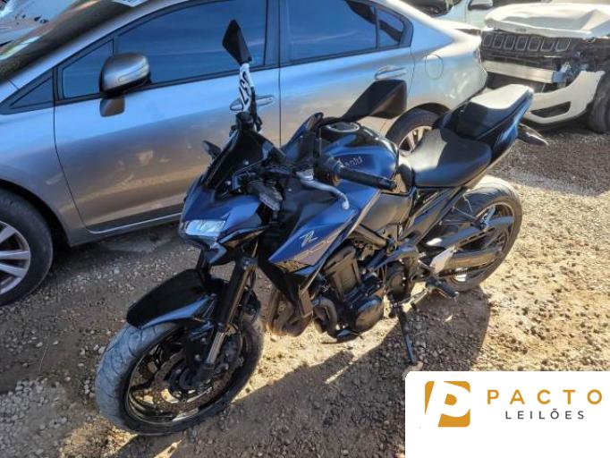 KAWASAKI Z 900 22/22