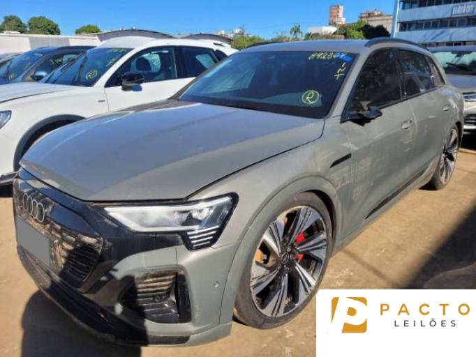 AUDI Q8 E-TRON 23/24