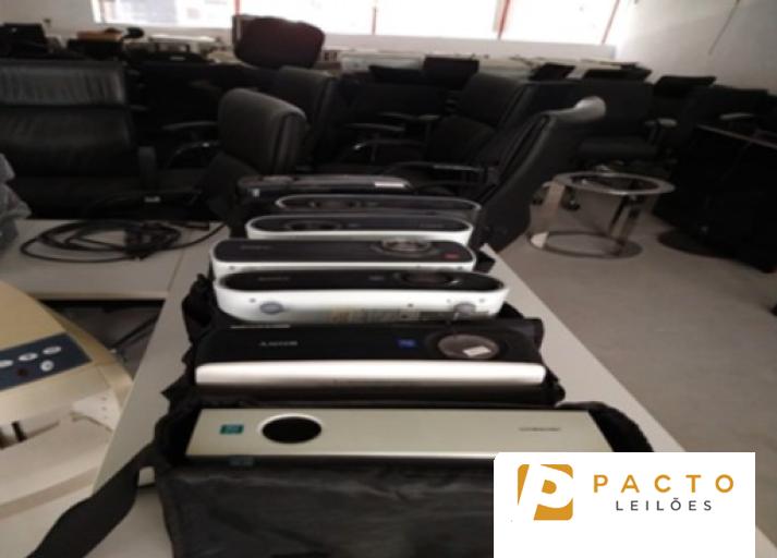 PROJETORES DIVERSOS - 15 UNIDADES 