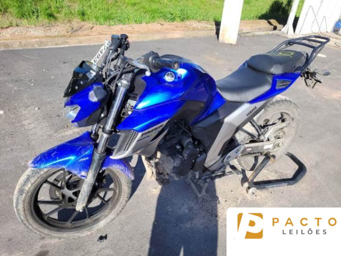 YAMAHA FZ25 20/20