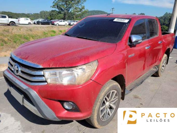 TOYOTA  HILUX CD 16/17